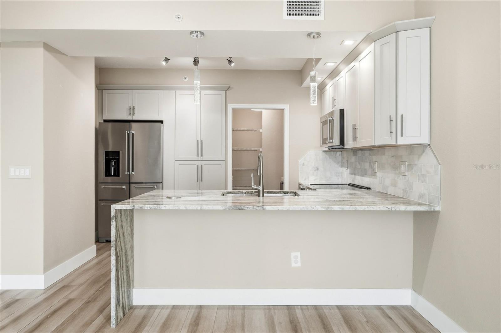322 E Central Blvd #912 Property Photo 15