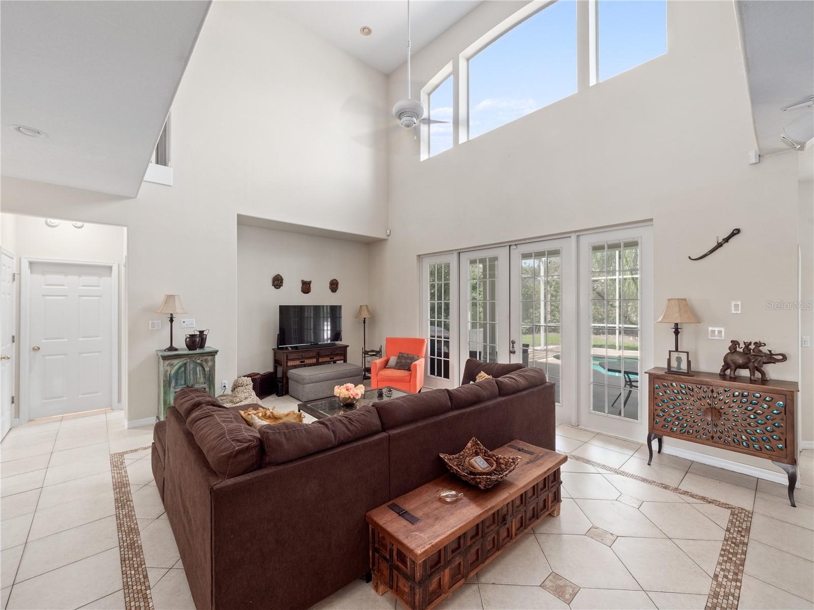 10221 Lundy Ct Property Photo 10