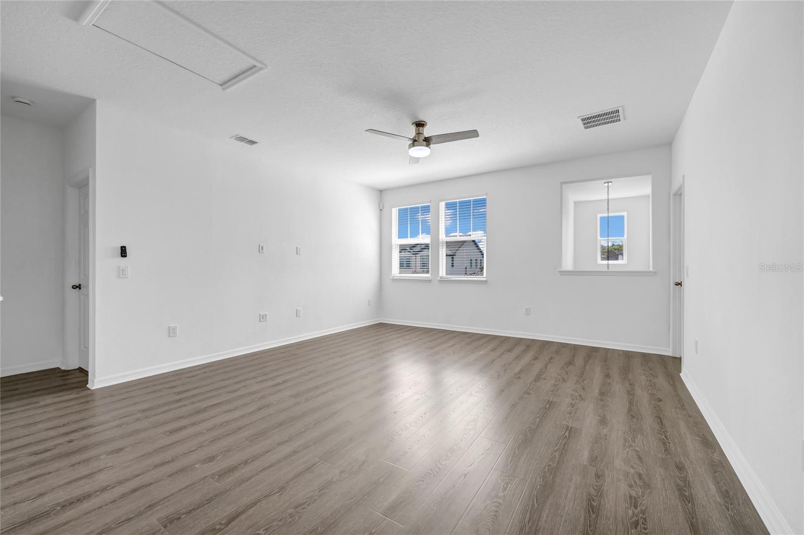 12929 Westside Village Loop Property Photo 26