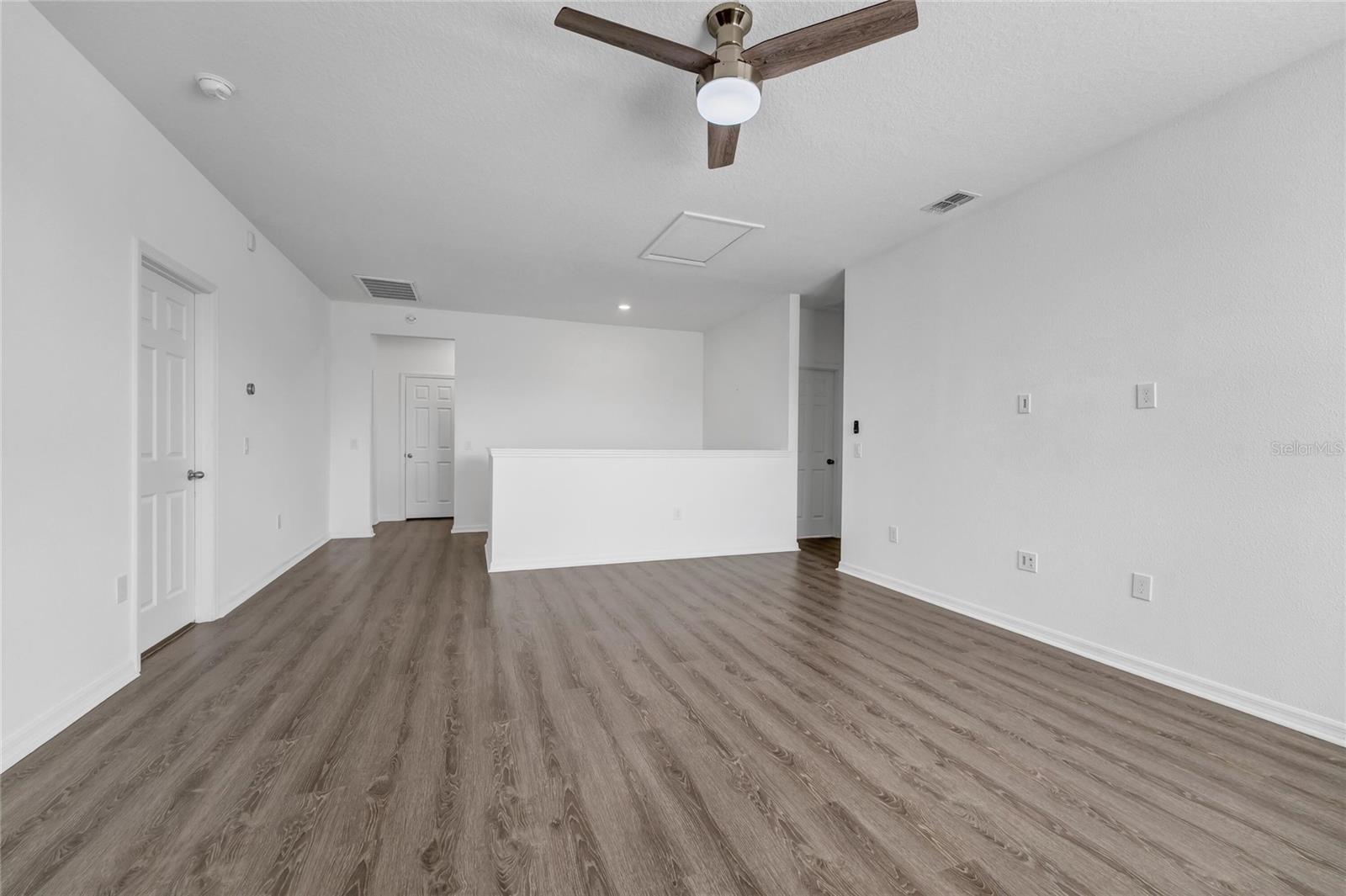 12929 Westside Village Loop Property Photo 27
