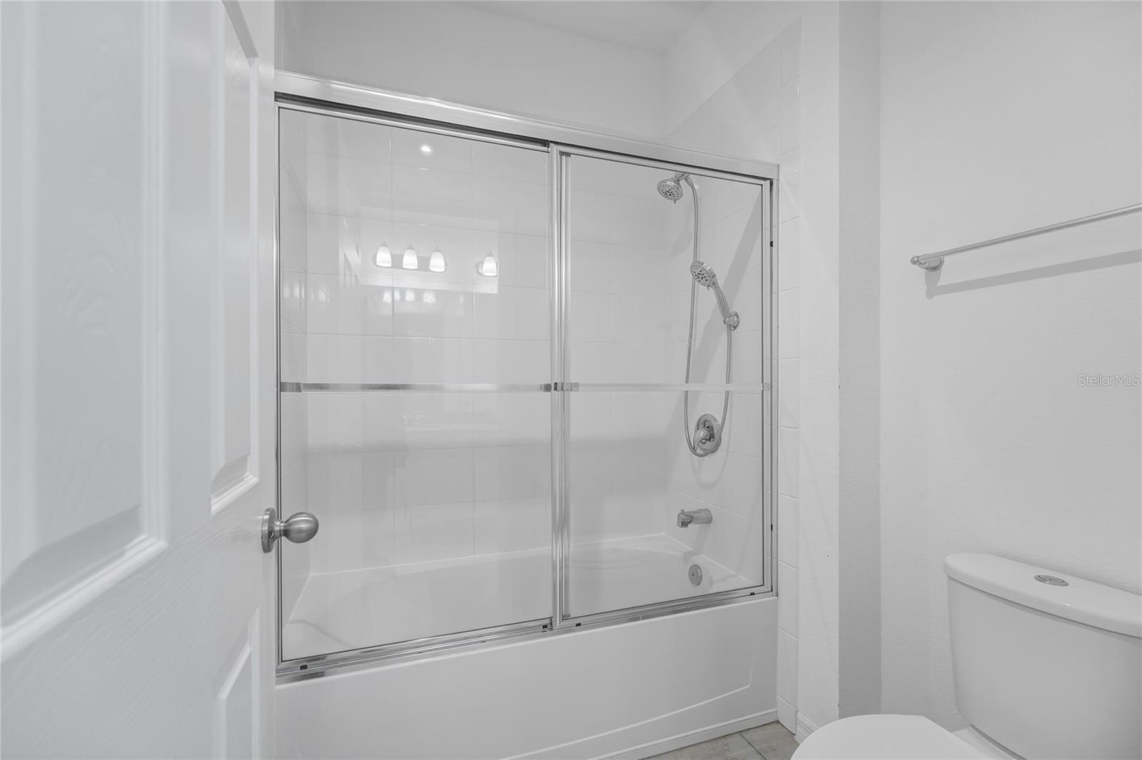12929 Westside Village Loop Property Photo 32