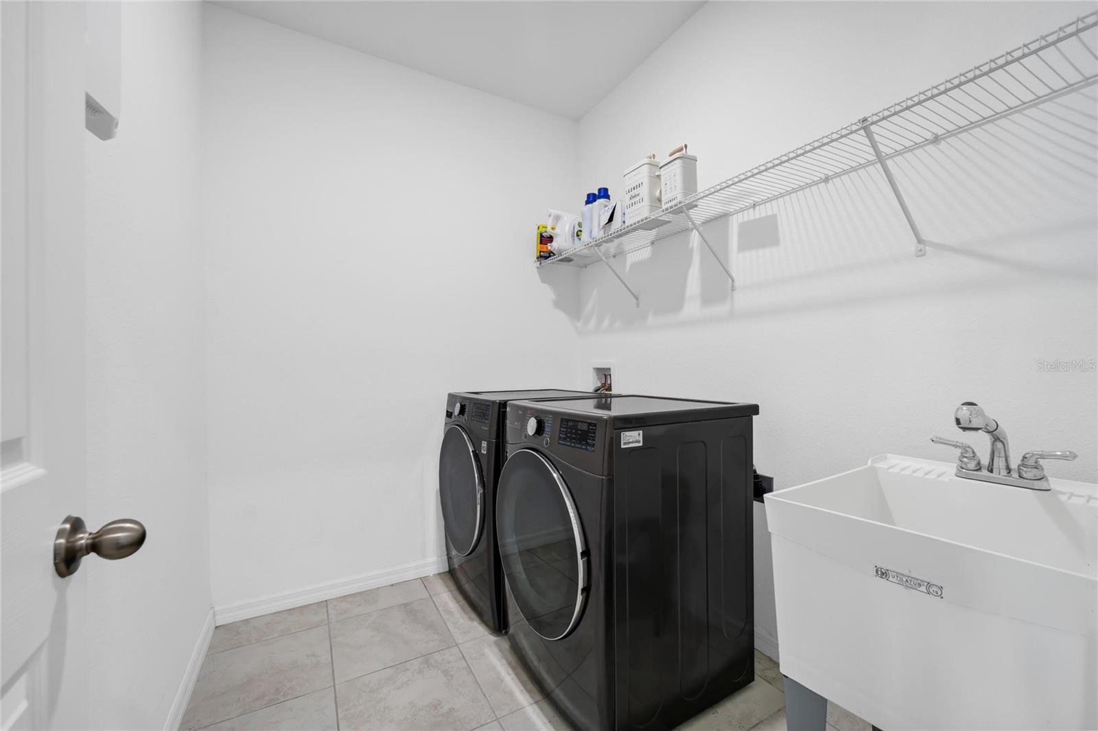 12929 Westside Village Loop Property Photo 45