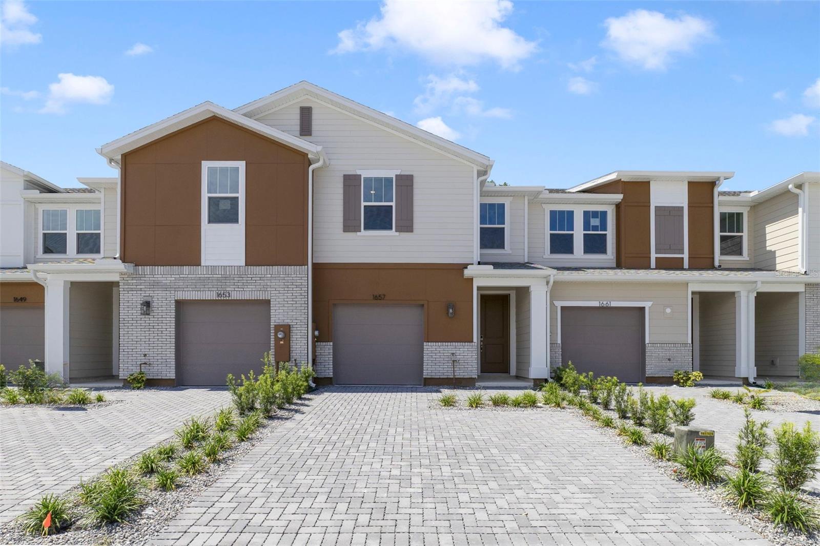 1657 Greenleaf Woods Cv Property Photo 1