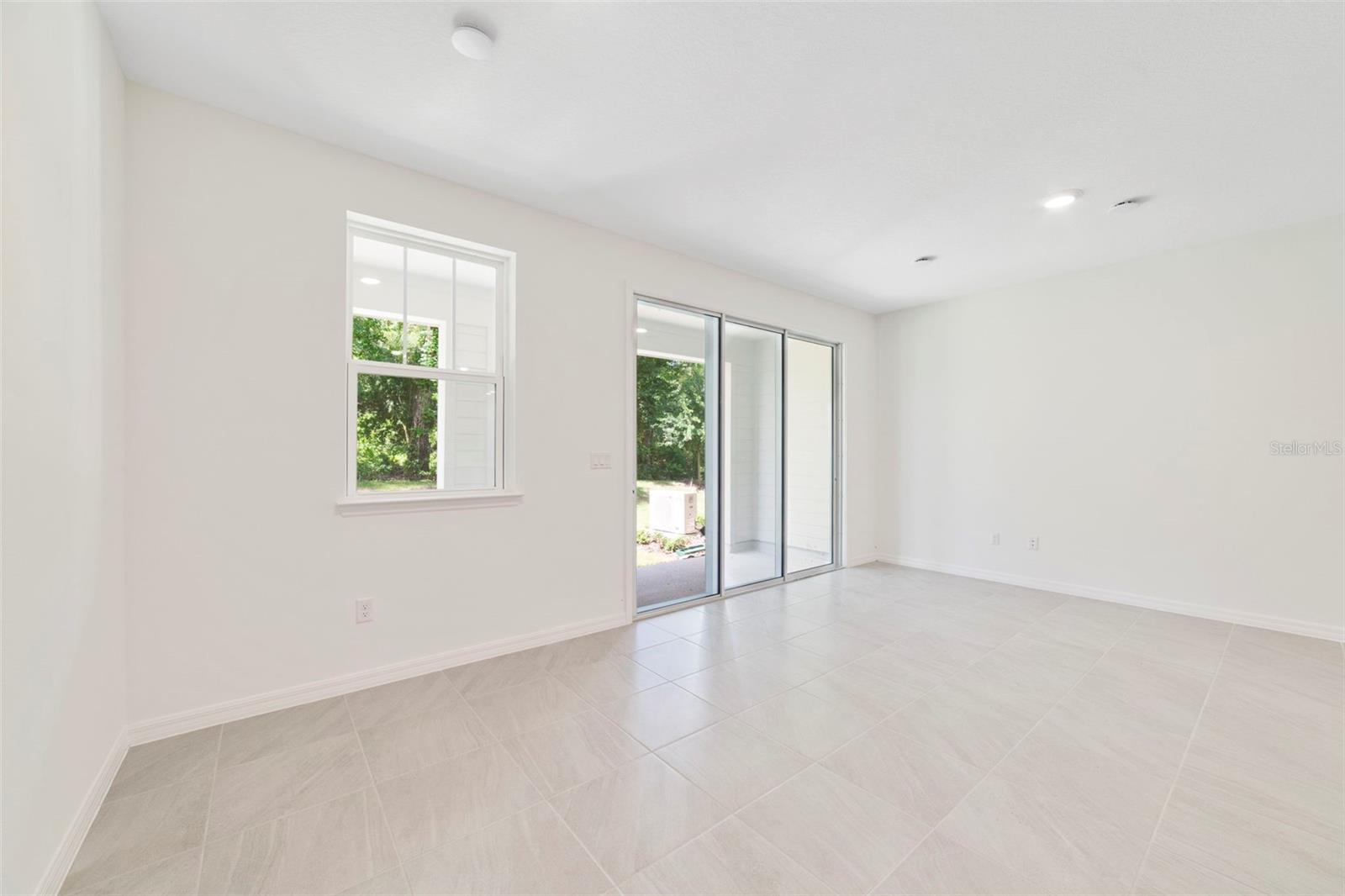 1657 Greenleaf Woods Cv Property Photo 7