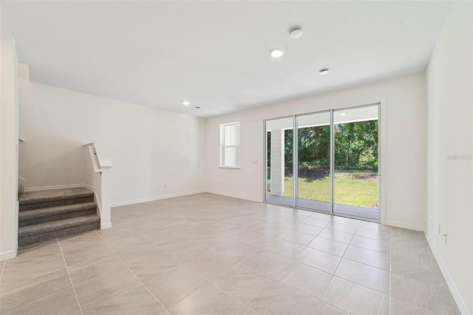 1657 Greenleaf Woods Cv Property Photo 10