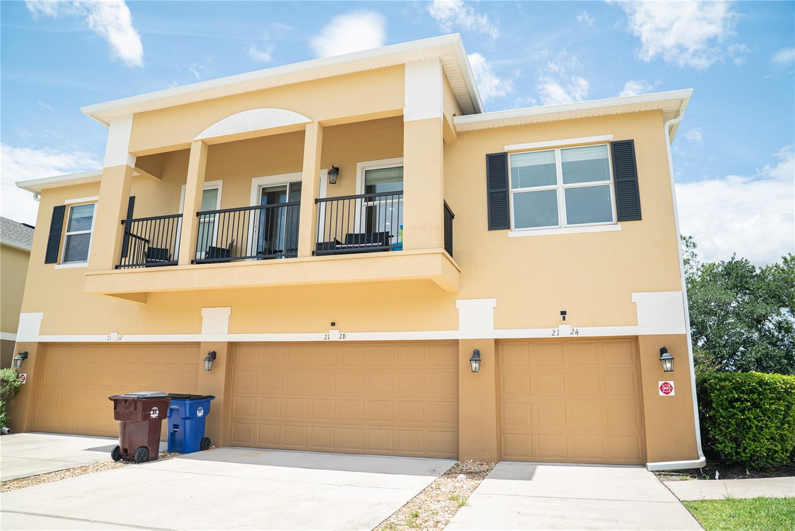 O6417704 Property Photo 1