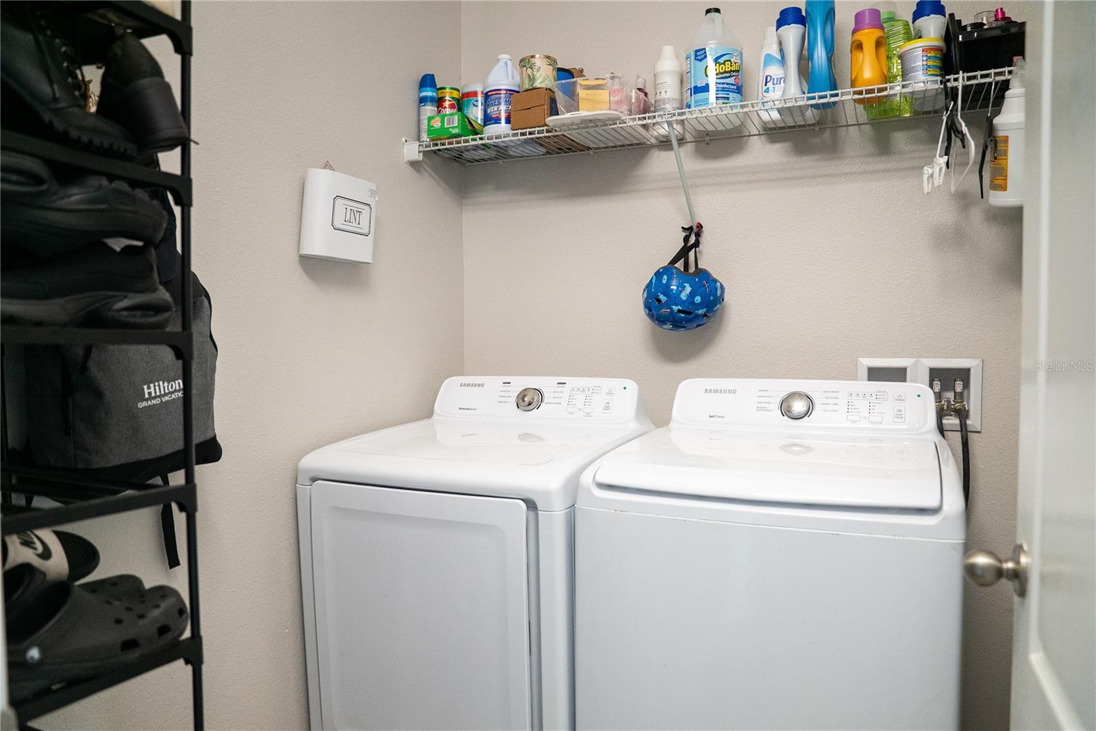 O6417704 Property Photo 13