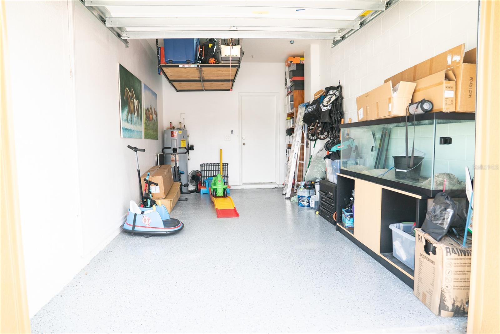O6417704 Property Photo 14