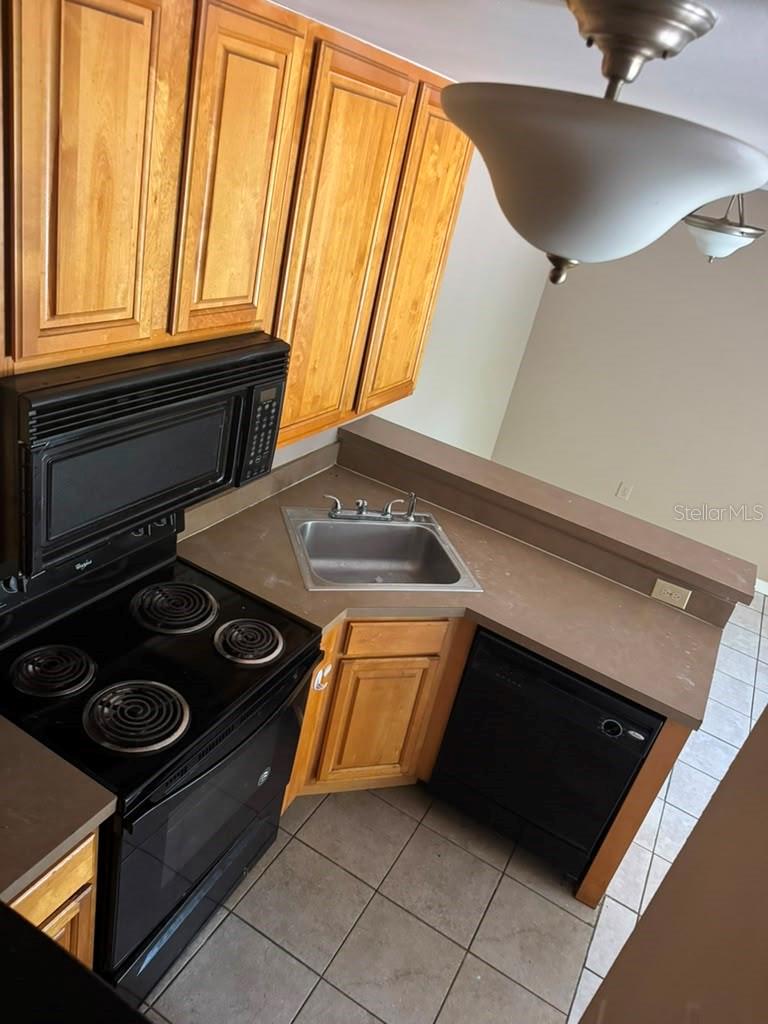 5962 Westgate Dr #204 Property Photo 14