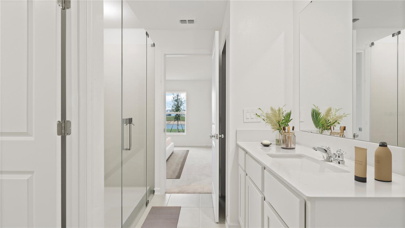 2085 Lasso Loop Property Photo 13