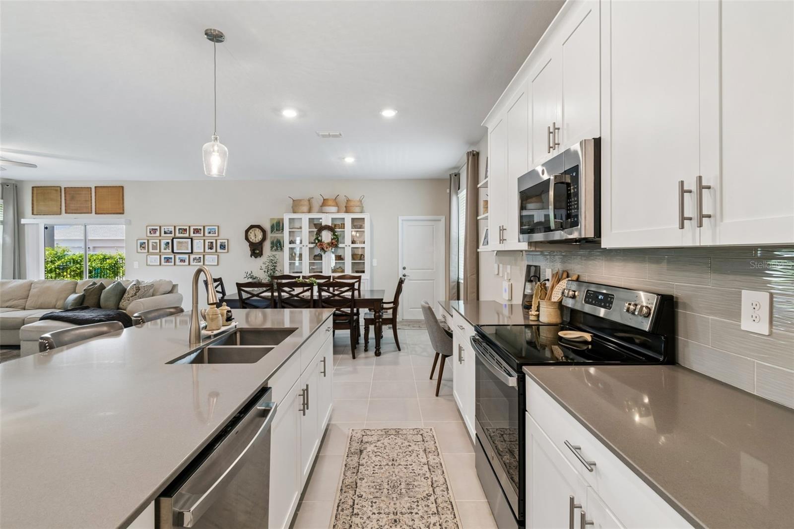 9745 Introduction Way Property Photo 14