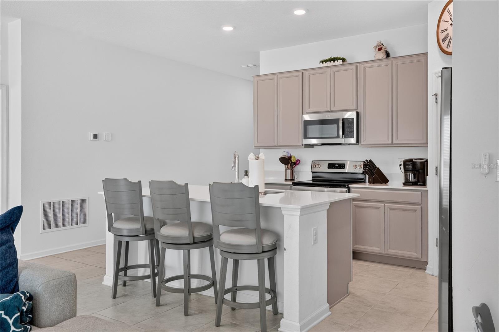 5151 Four Strand Ct Property Photo 18