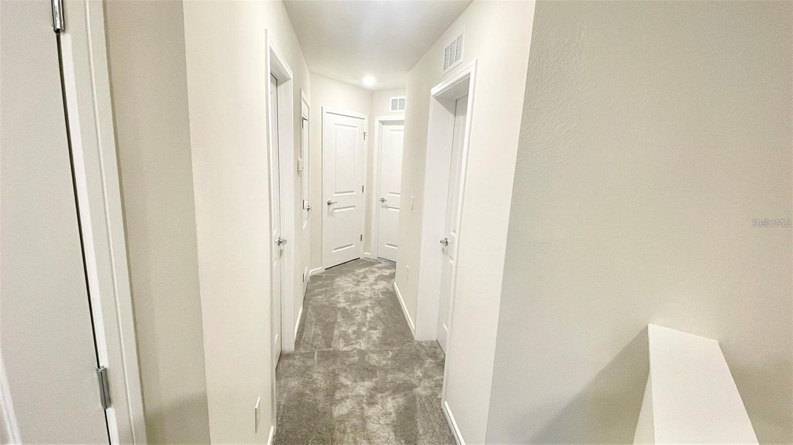 2571 Winsome Way Property Photo 7