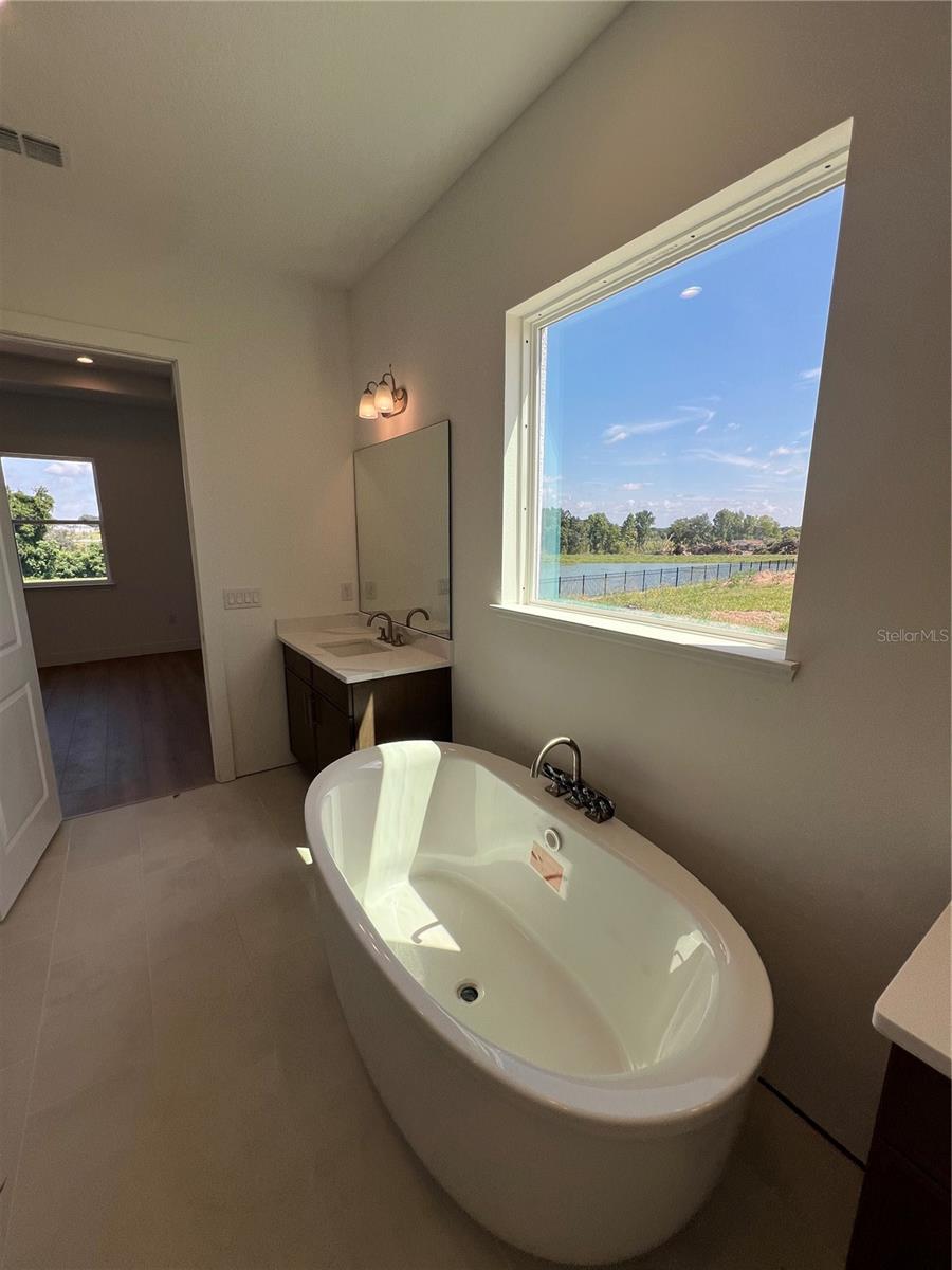 1712 Stonecliff Dr Property Photo 11