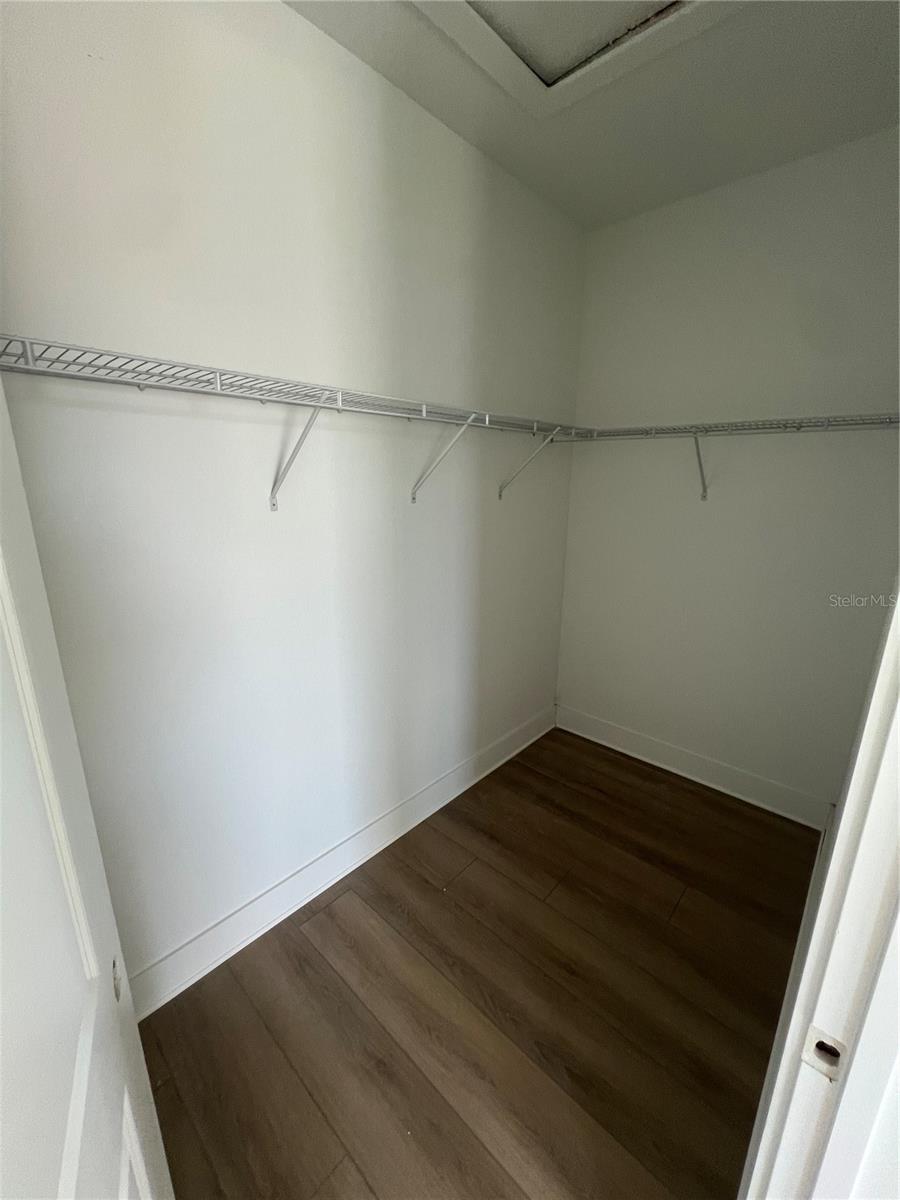 1712 Stonecliff Dr Property Photo 26
