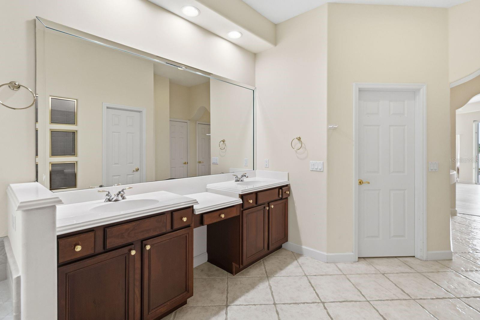 8310 Tivoli Dr Property Photo 33
