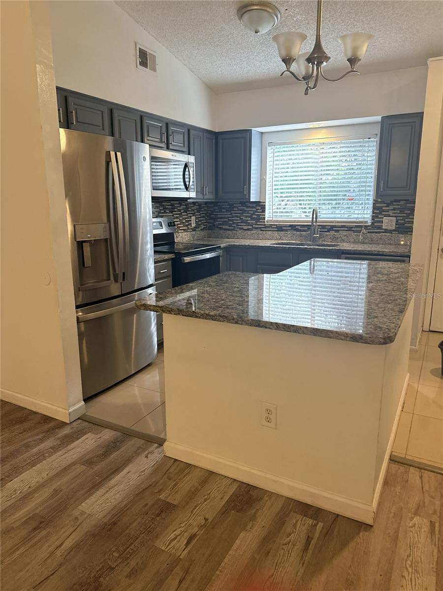 247 Grove St Property Photo 2