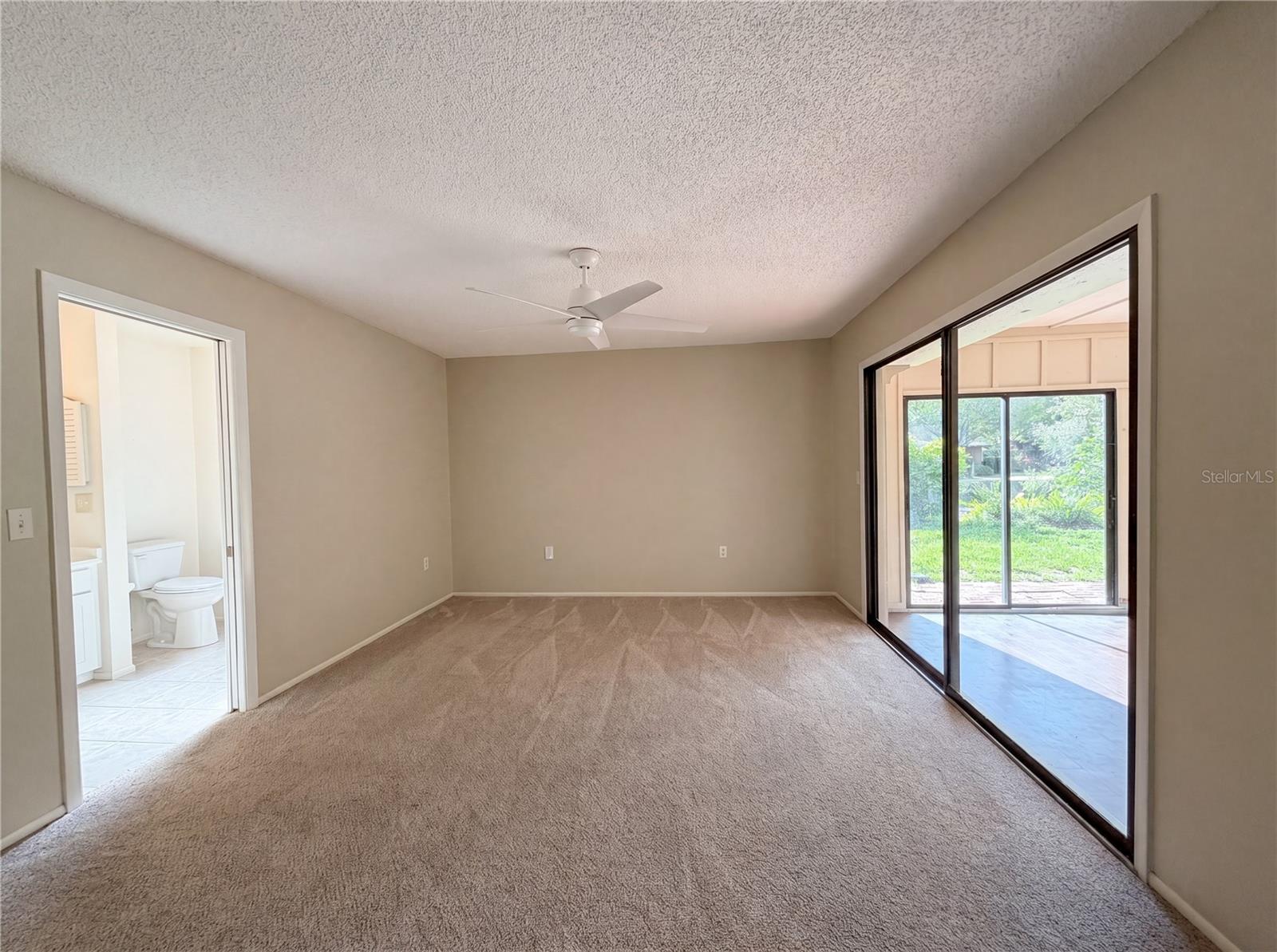 1407 Willow Oak Cir #1407 Property Photo 14