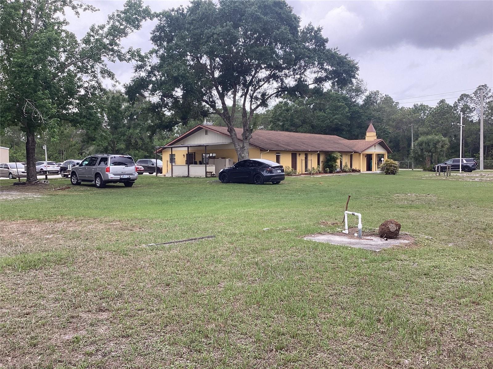 2270 Jupiter Blvd Property Photo 4