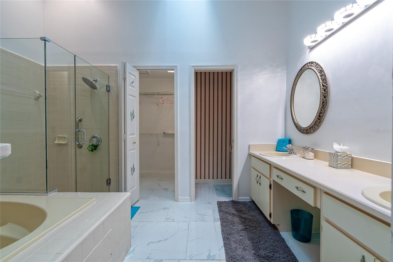 7720 Chapelhill Dr Property Photo 14