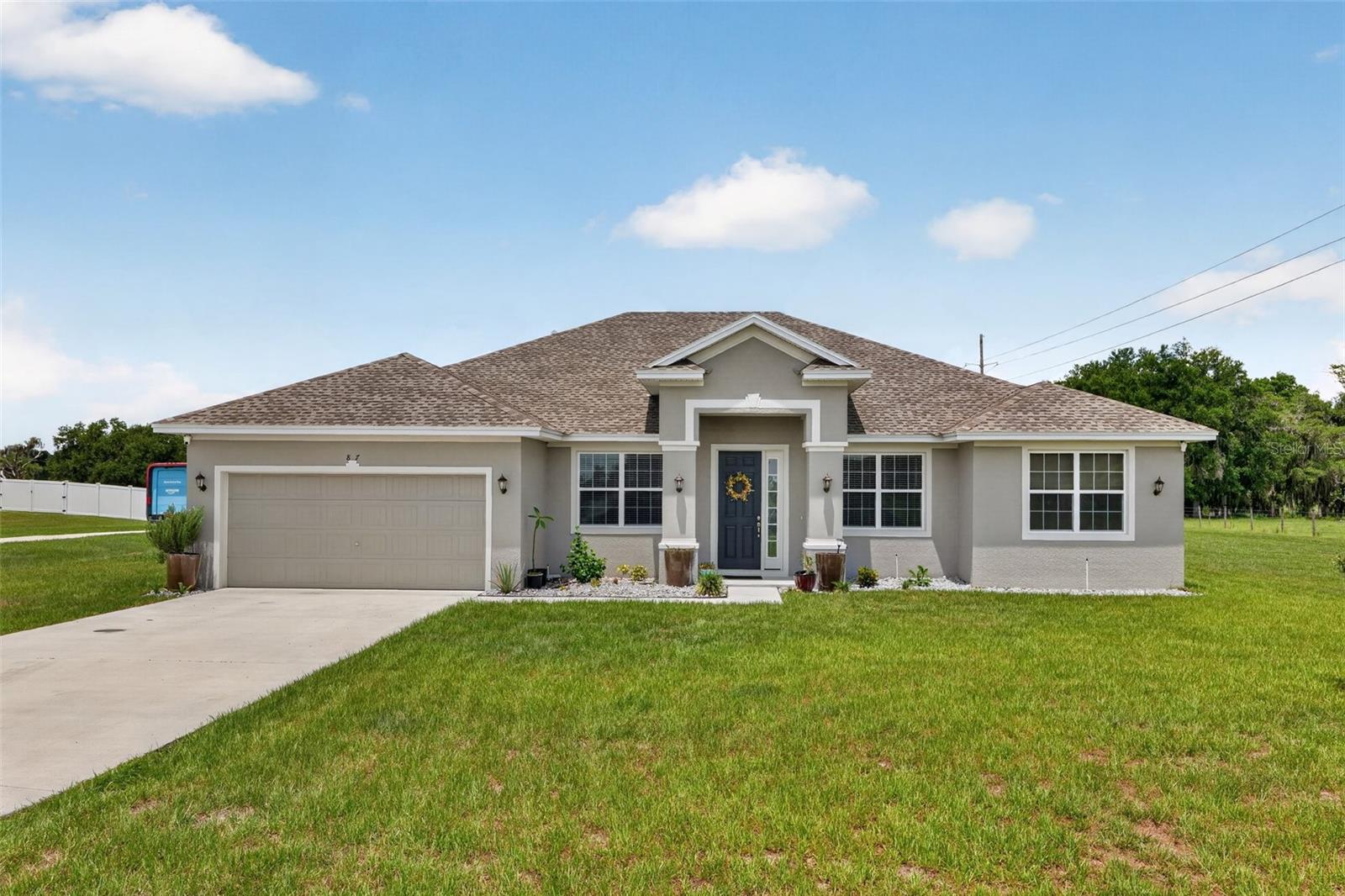 837 Liam Ln Property Photo 2