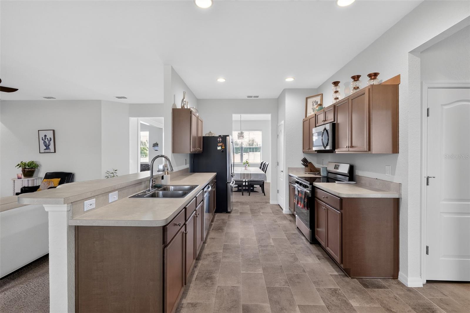 837 Liam Ln Property Photo 12