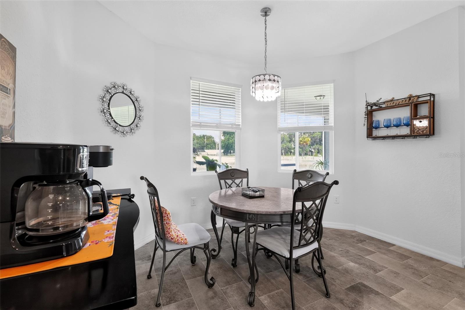 837 Liam Ln Property Photo 17