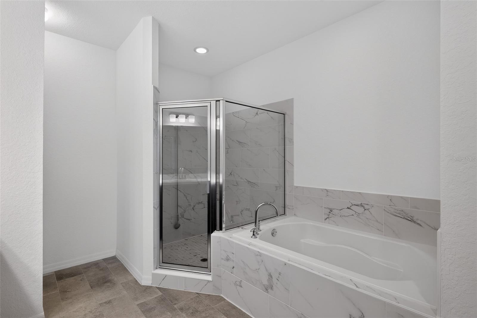 837 Liam Ln Property Photo 20