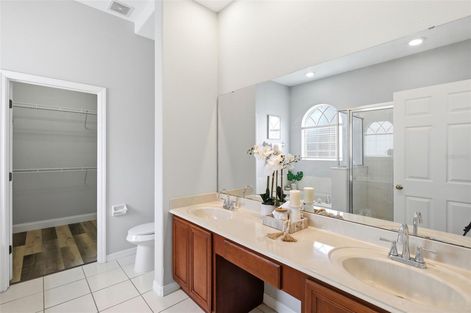 2555 Sand Arbor Cir Property Photo 10