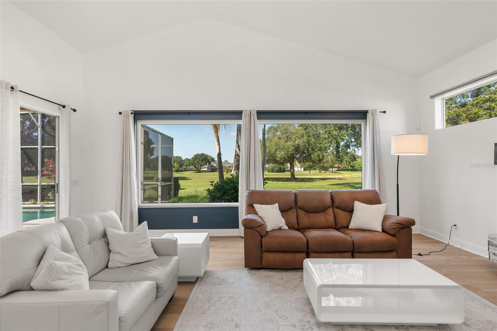 11217 Willow Gardens Dr Property Photo 4