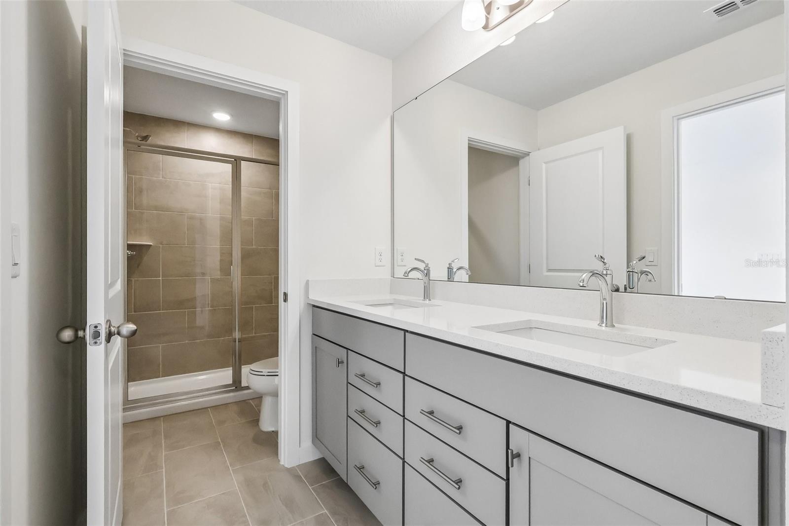 2688 Meadow Crest Dr Property Photo 16