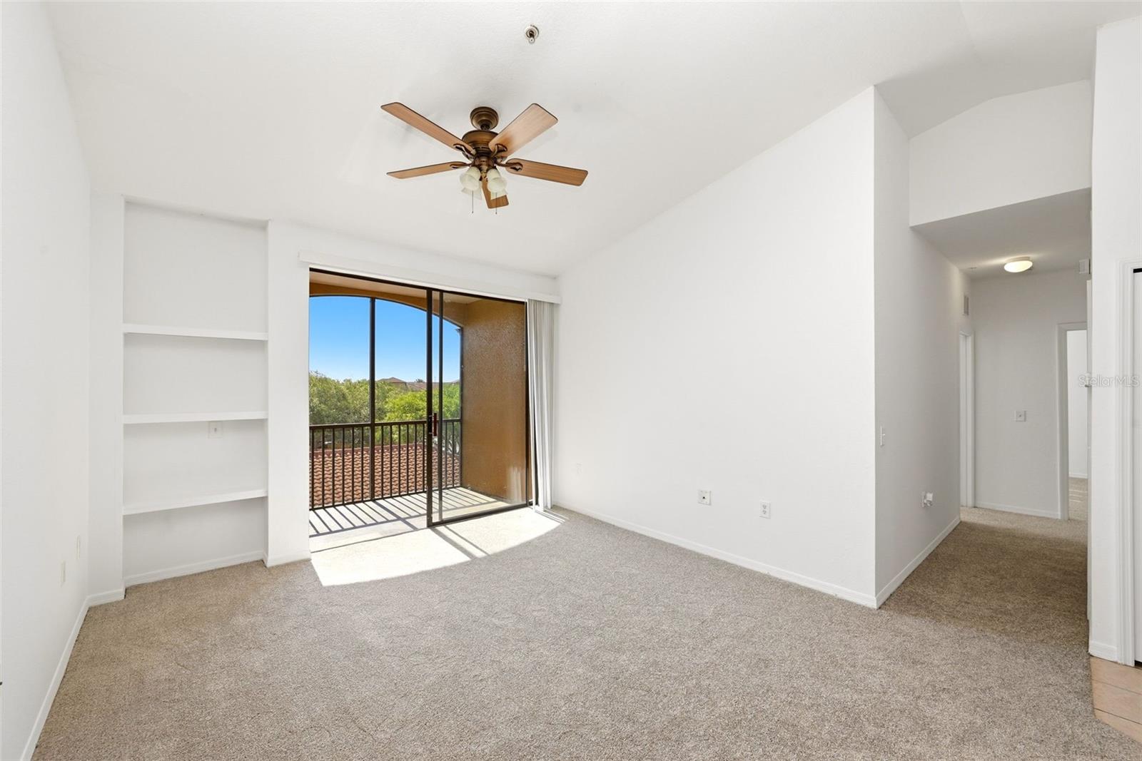 6169 Metrowest Blvd #305 Property Photo 6