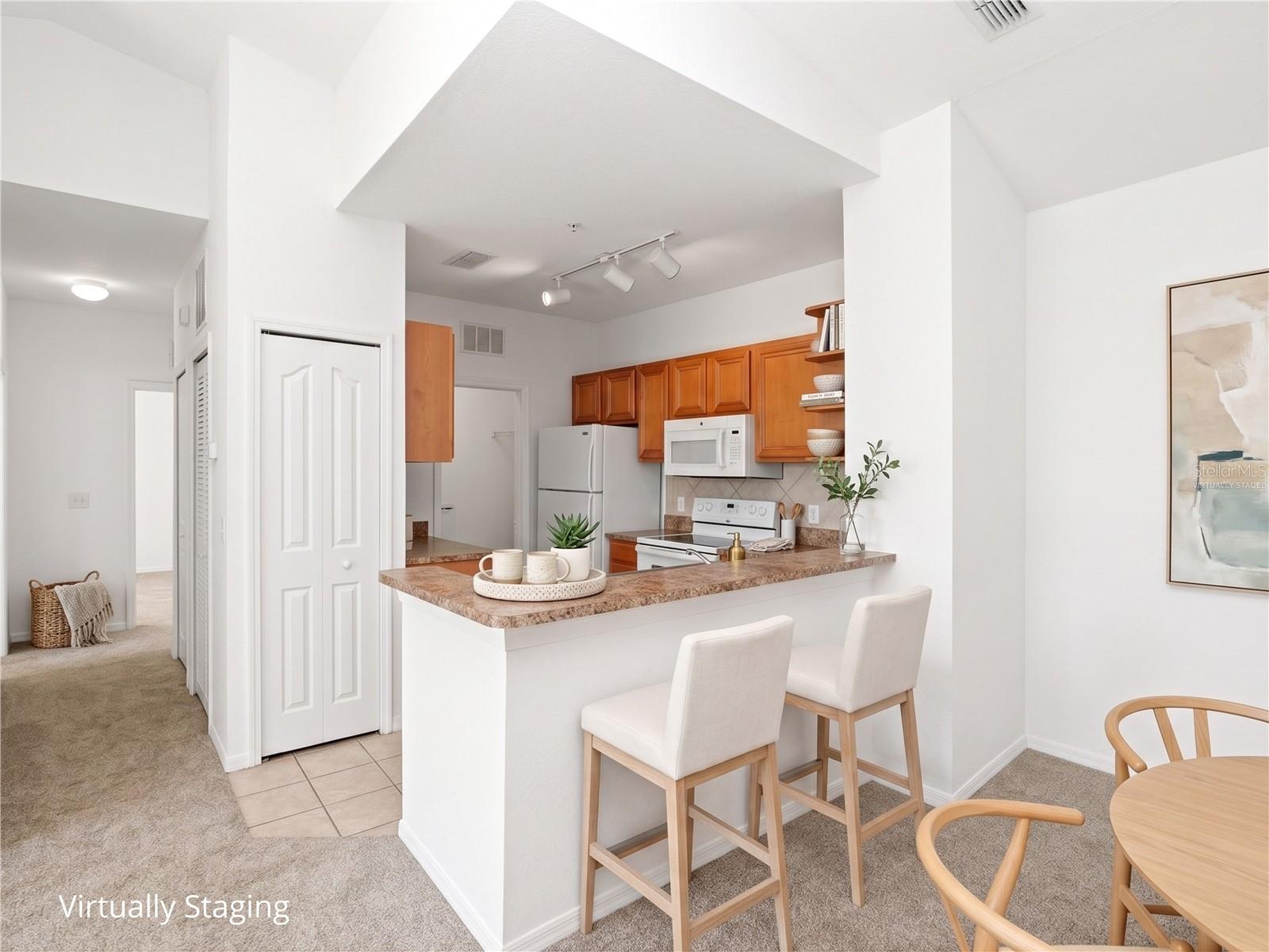 6169 Metrowest Blvd #305 Property Photo 9