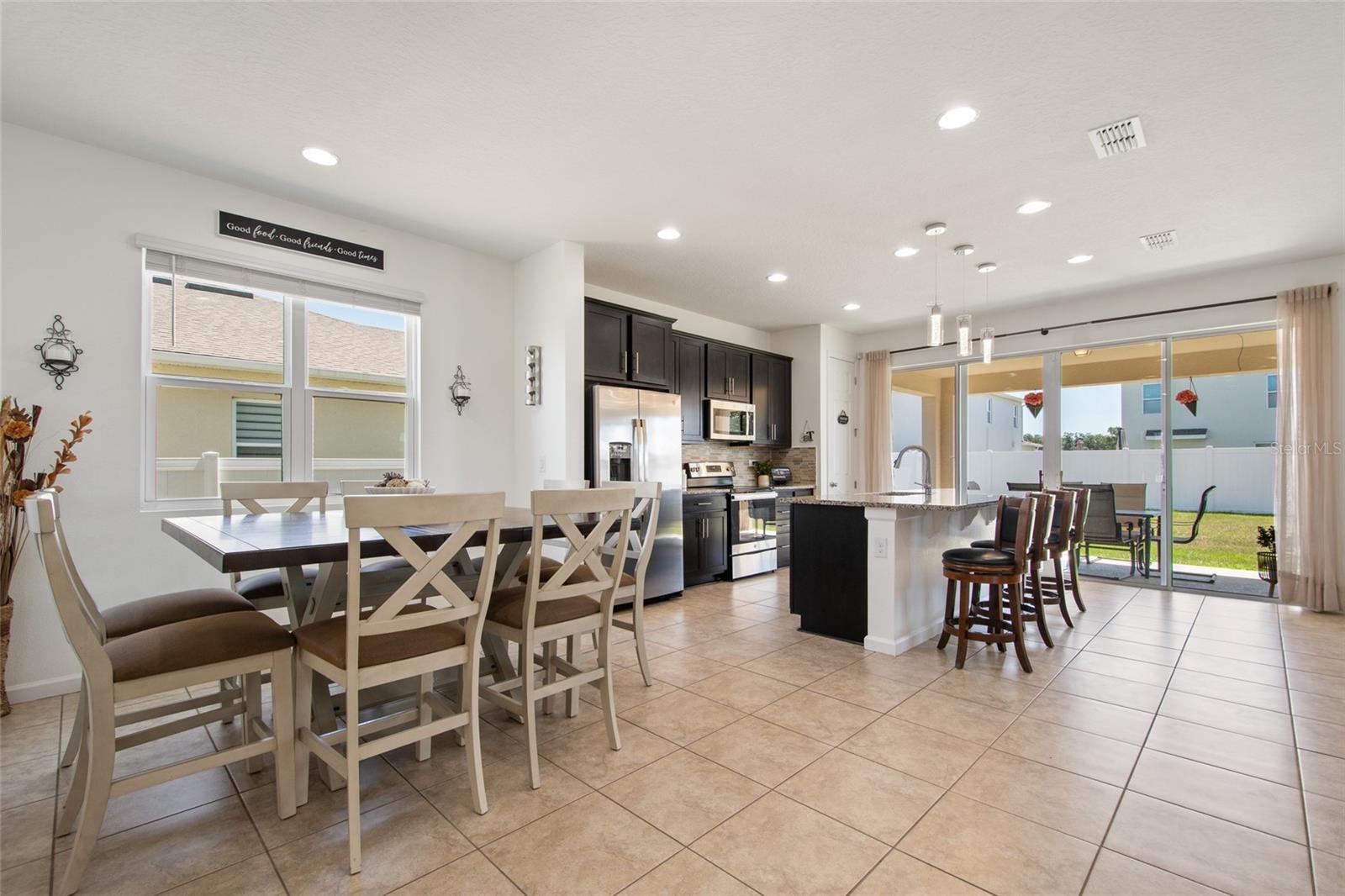 1659 Gentle Breeze Dr Property Photo 8