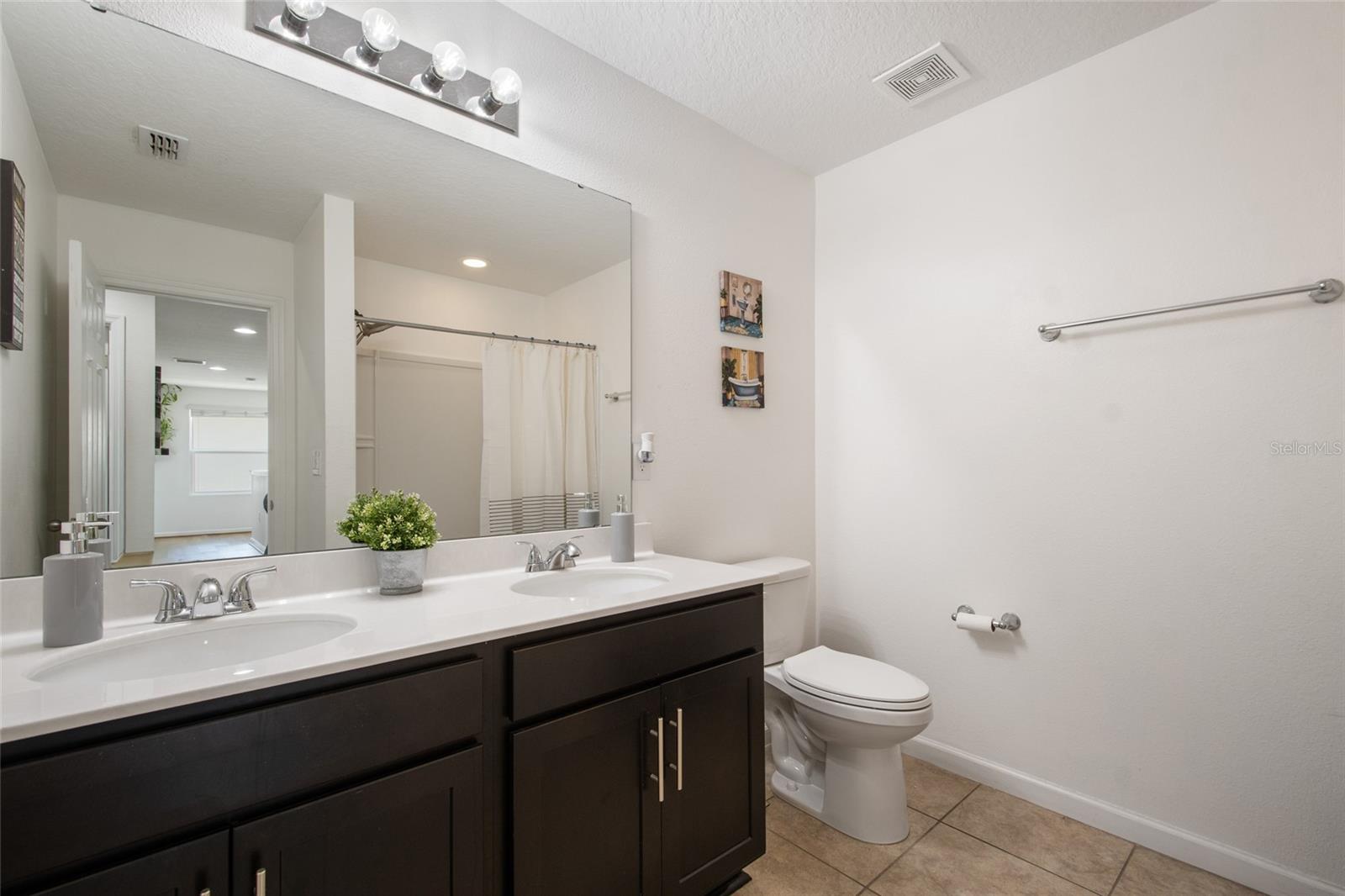 1659 Gentle Breeze Dr Property Photo 39
