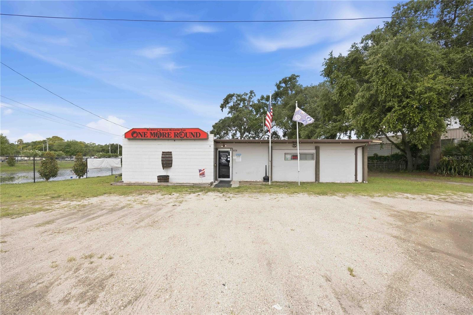 404 Eaker St Property Photo 2