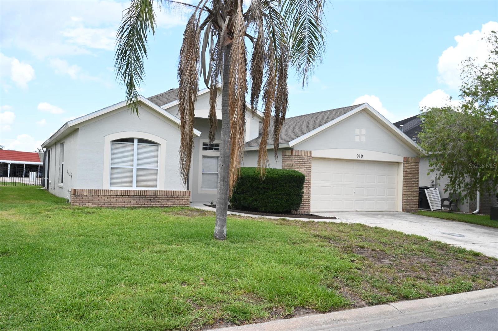 919 Jaybee Ave Property Photo 2