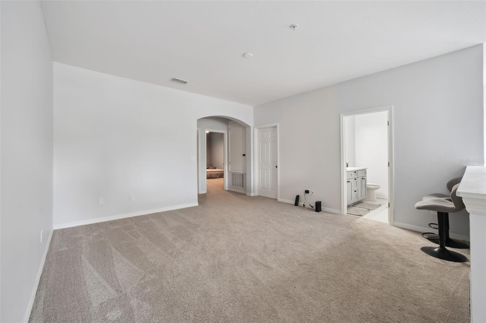 1320 Glenleigh Dr Property Photo 9