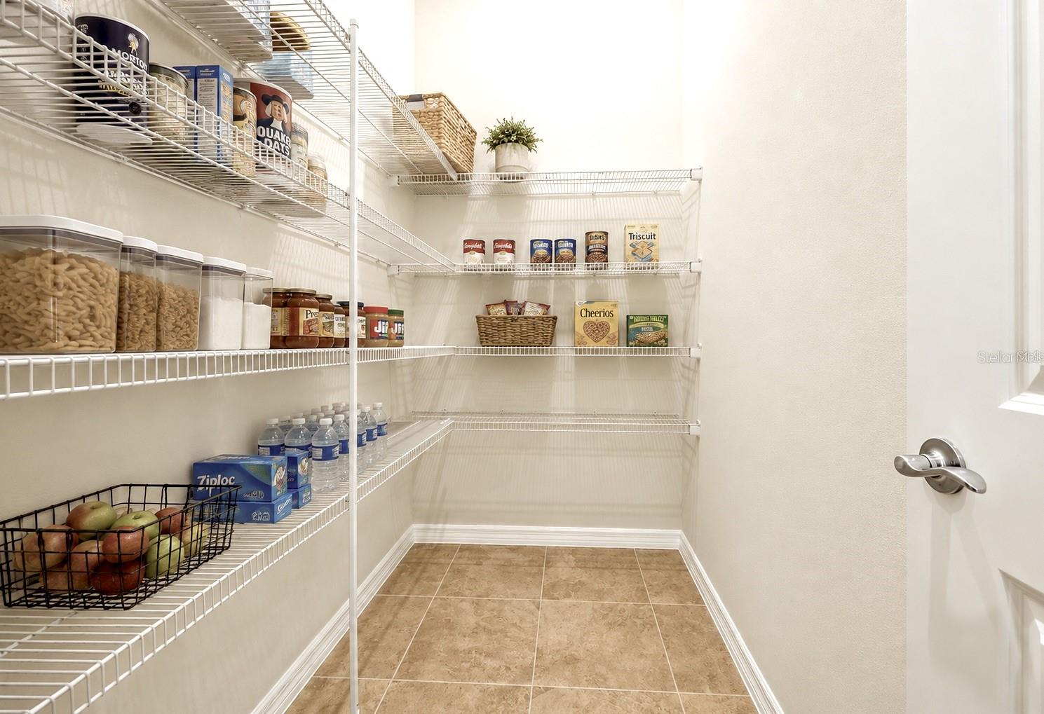 8322 Park Cliff Way Property Photo 9
