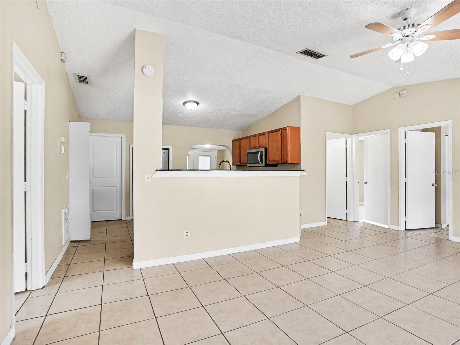 12 Herring Ct Property Photo 4