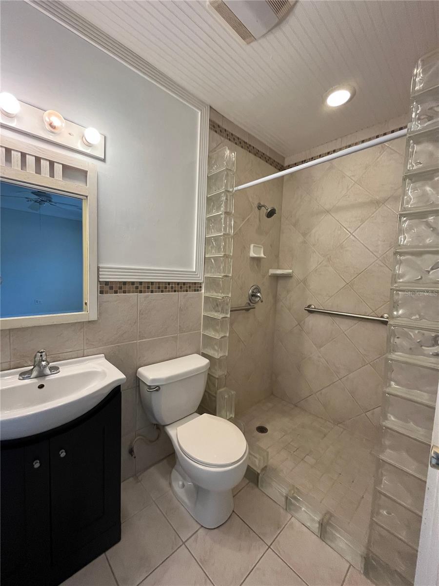 3222 Hammersmith Rd Property Photo 8