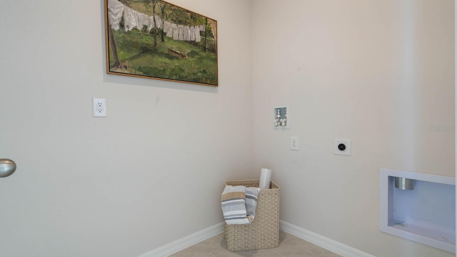 4417 Lake Fox Dr Property Photo 26