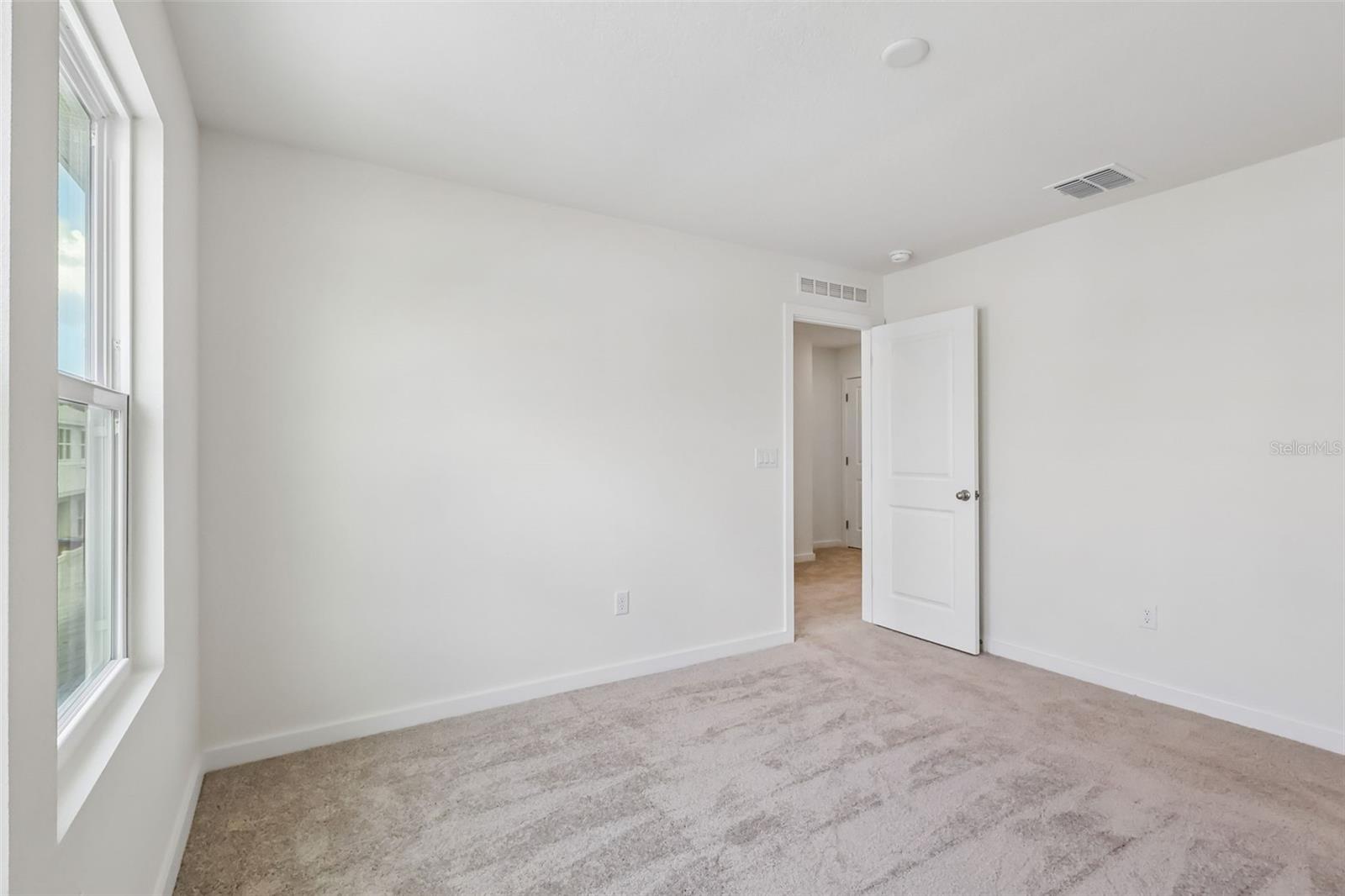 2692 Meadow Crest Dr Property Photo 21