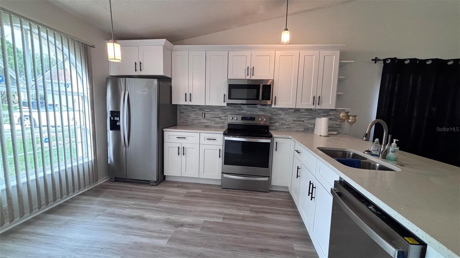 6518 Spring Land Ct Property Photo 4
