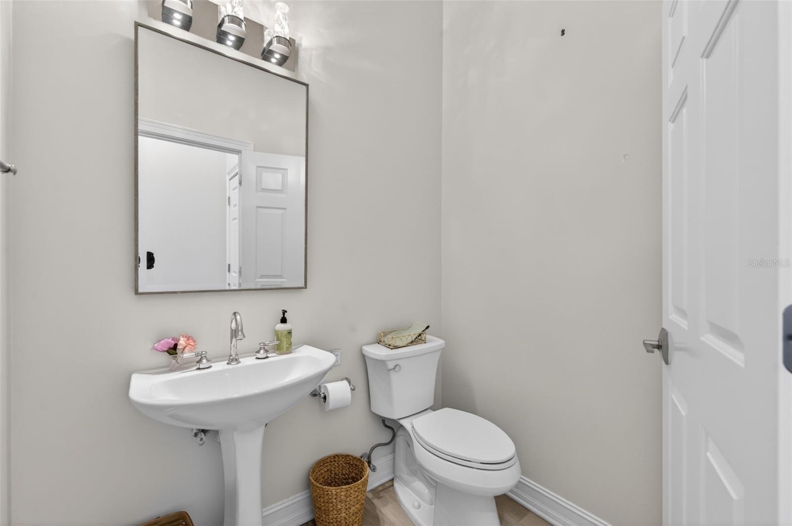 331 Celebration Blvd Property Photo 24