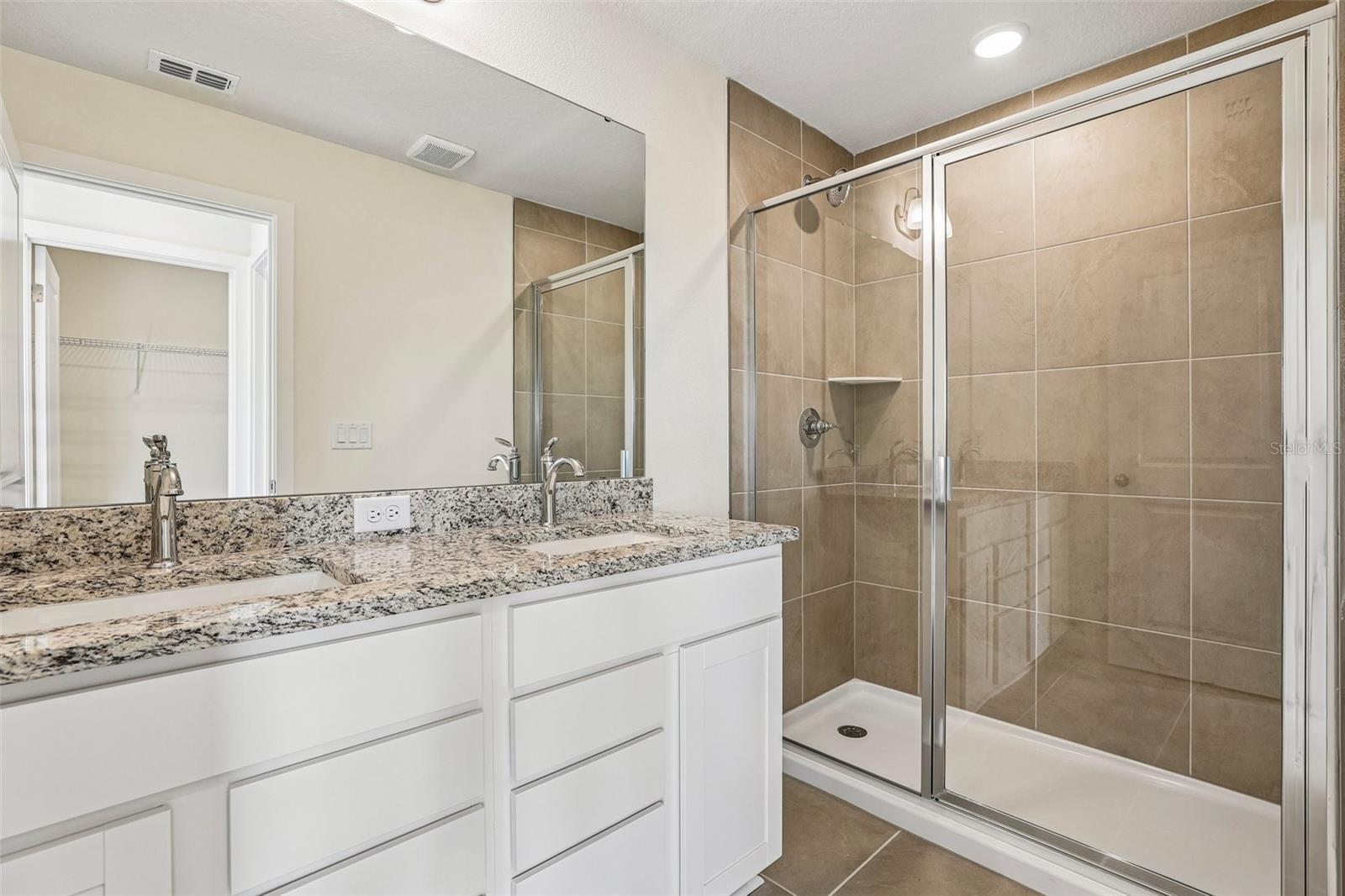 2720 Meadow Crest Dr Property Photo 13