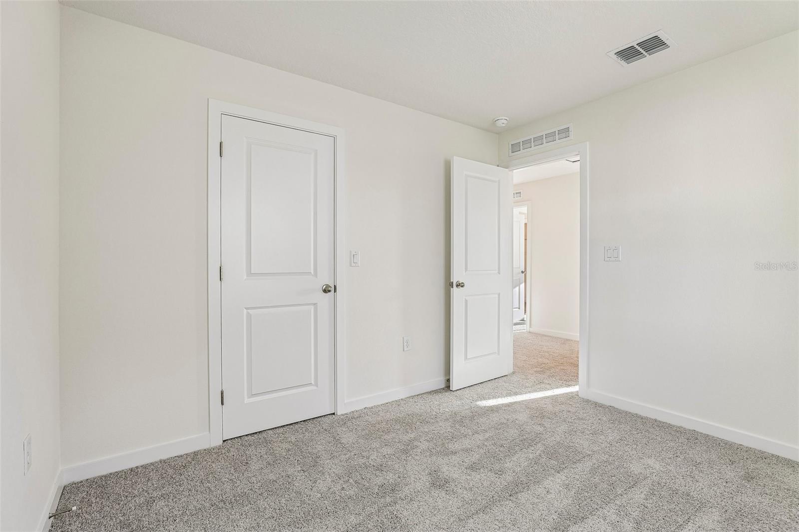 2720 Meadow Crest Dr Property Photo 19