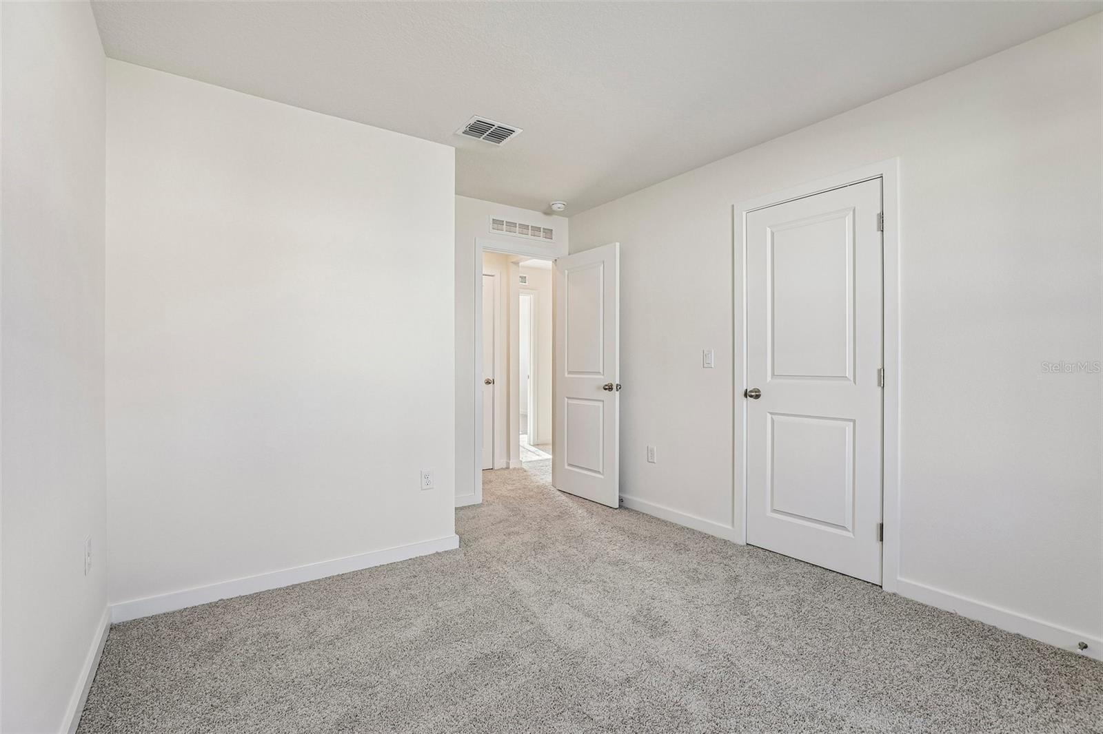 2720 Meadow Crest Dr Property Photo 21