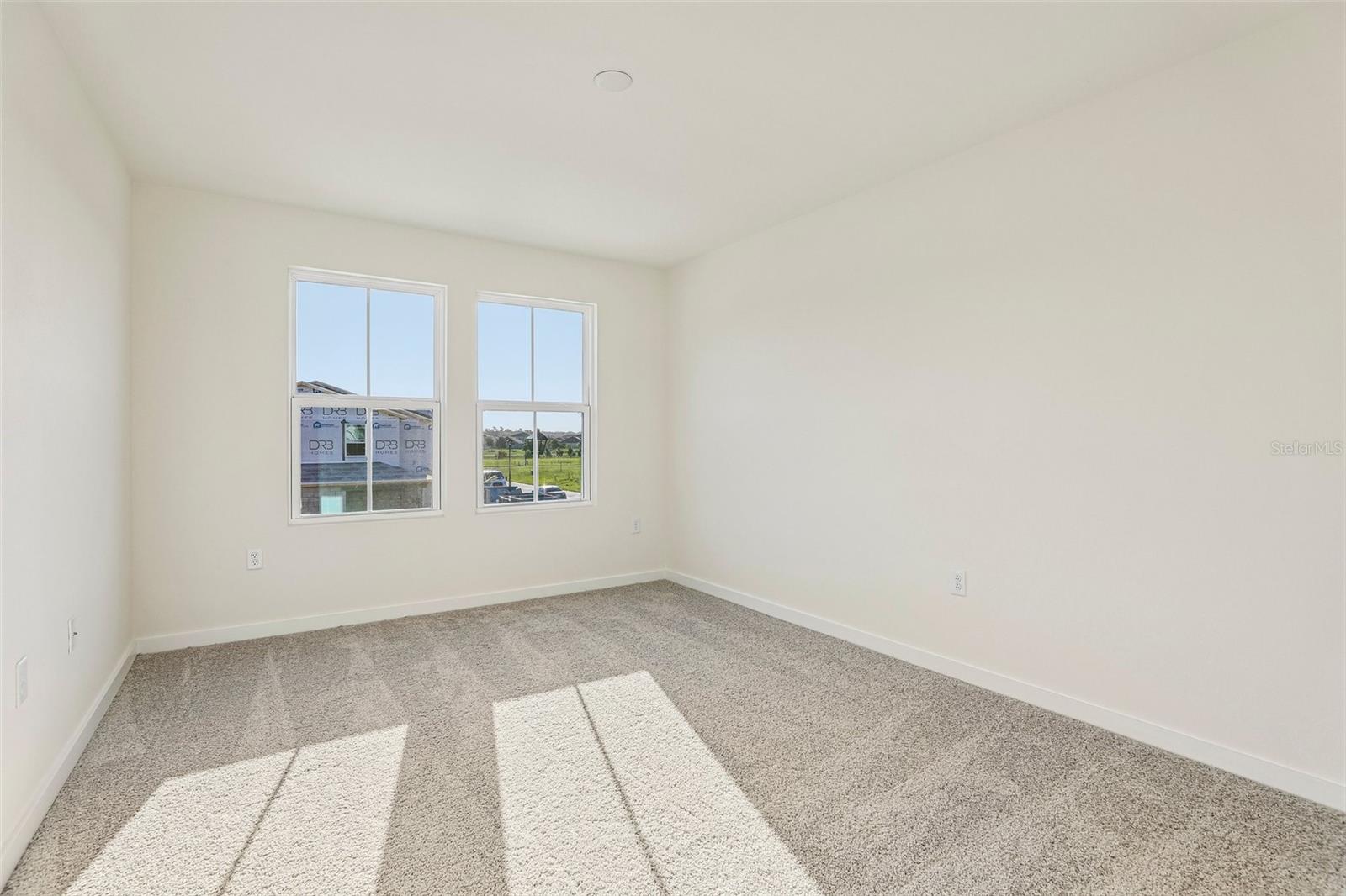 2720 Meadow Crest Dr Property Photo 24