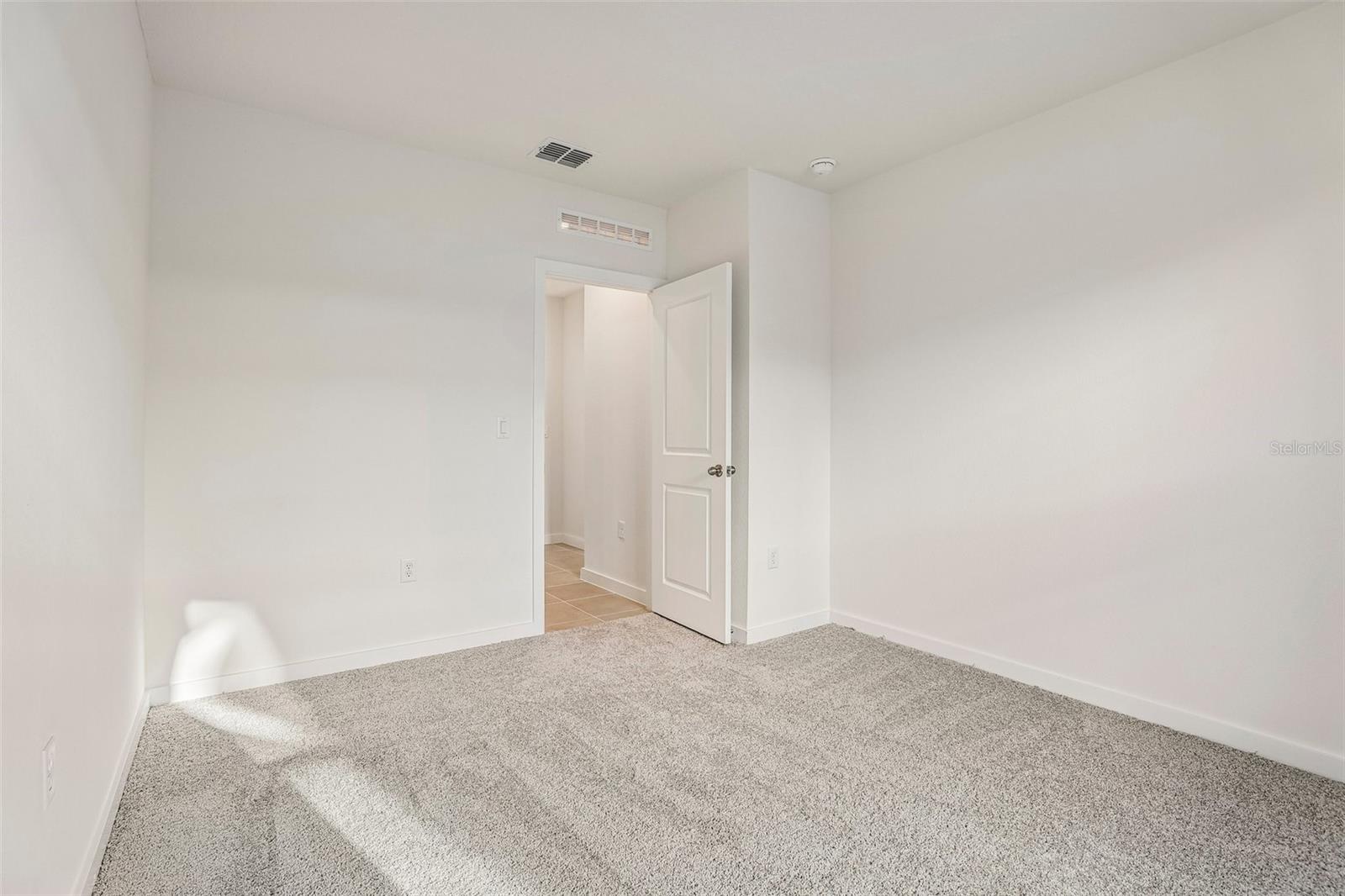 2720 Meadow Crest Dr Property Photo 27